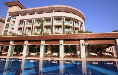 سانیس اورن بیچ ریزورت هتل اند اسپا