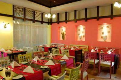 سانیس اورن بیچ ریزورت هتل اند اسپا