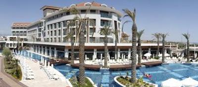 سانیس اورن بیچ ریزورت هتل اند اسپا