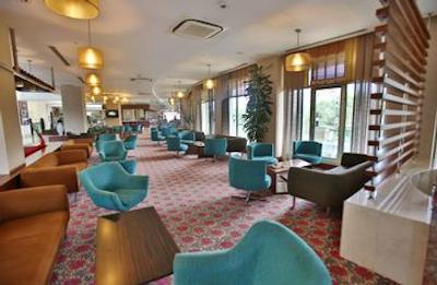 سانیس اورن بیچ ریزورت هتل اند اسپا