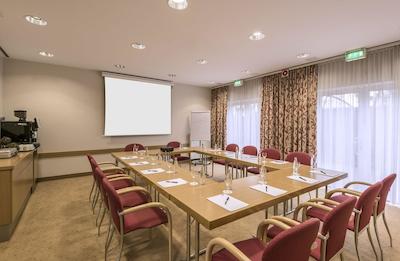 هالیدی این اکسپرس کلن-موهلهیم