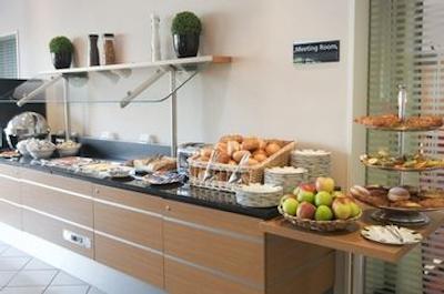 هالیدی این اکسپرس کلن-موهلهیم