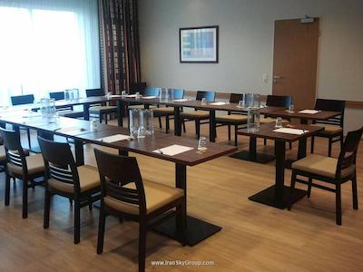 هالیدی این اکسپرس کلن-موهلهیم