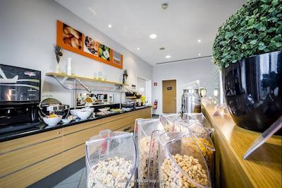 هالیدی این اکسپرس کلن-موهلهیم