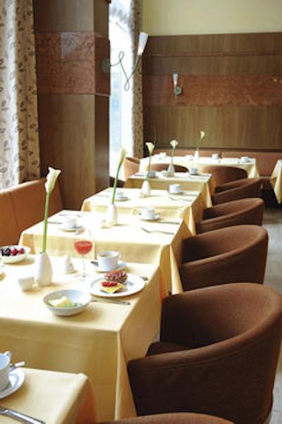 ان ‌اچ کلن مدیاپارک