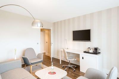 ان ‌اچ کلن مدیاپارک