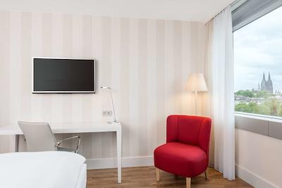 ان ‌اچ کلن مدیاپارک