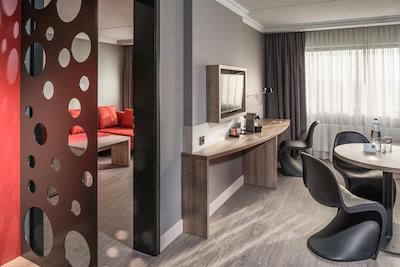 رامادا آمستردام ایرپورت شیفول