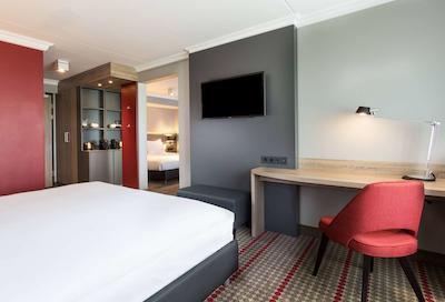 رامادا آمستردام ایرپورت شیفول