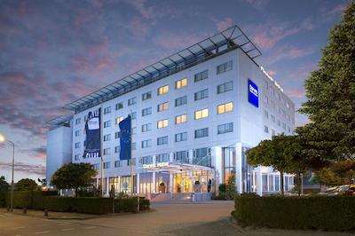 رامادا آمستردام ایرپورت شیفول