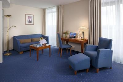 رامادا آمستردام ایرپورت شیفول