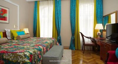 هلوتیا دلوکس هتل