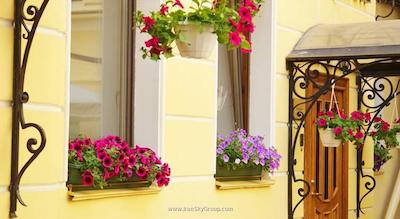 هلوتیا دلوکس هتل