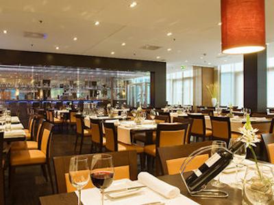 ان اچ دانوب سیتی