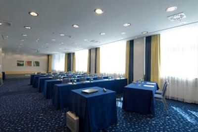 ان اچ دانوب سیتی