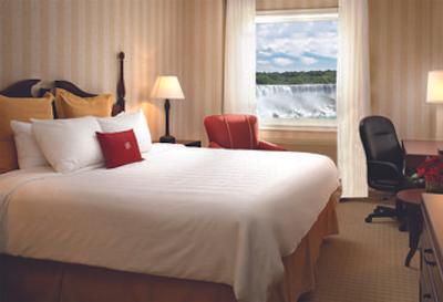 کراون پلازا نیاگارا فال-فالسویو