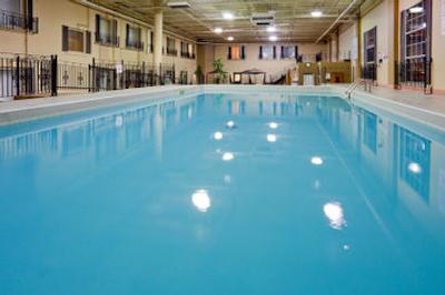 کراون پلازا نیاگارا فال-فالسویو