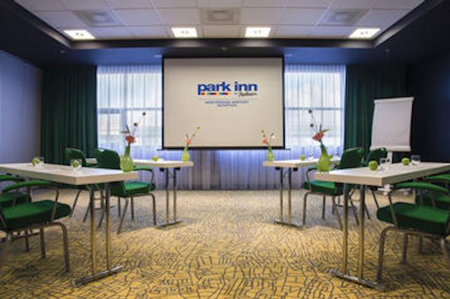 پارک این بای رادیسون آمستردام ایرپورت اسکیپول