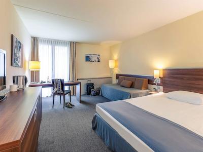 مرکور اشتوتگارت سیندلفینگن مس