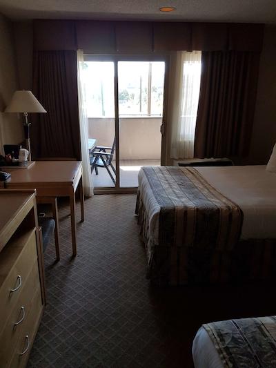 بست وسترن پلاس چلسی این