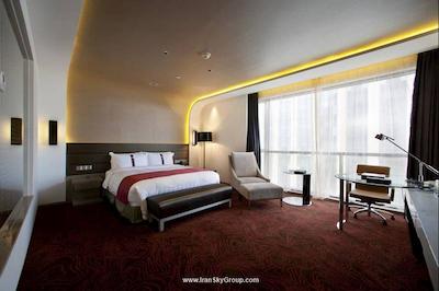 هالیدی این شانگهای سانگجیانگ