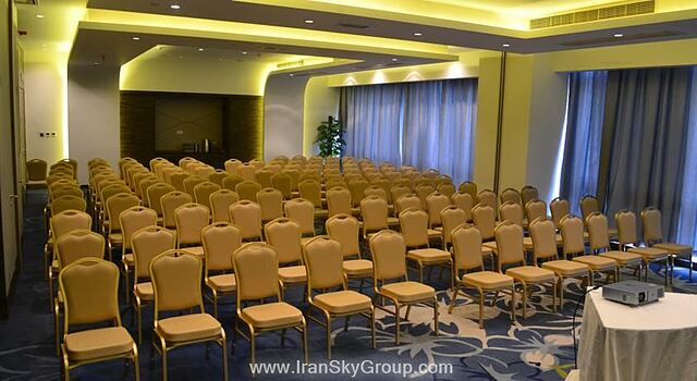 هالیدی این شانگهای سانگجیانگ