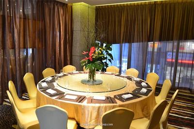 هالیدی این شانگهای سانگجیانگ