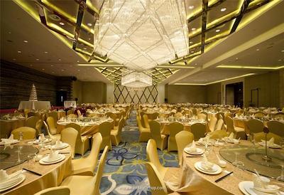 هالیدی این شانگهای سانگجیانگ