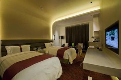 هالیدی این شانگهای سانگجیانگ