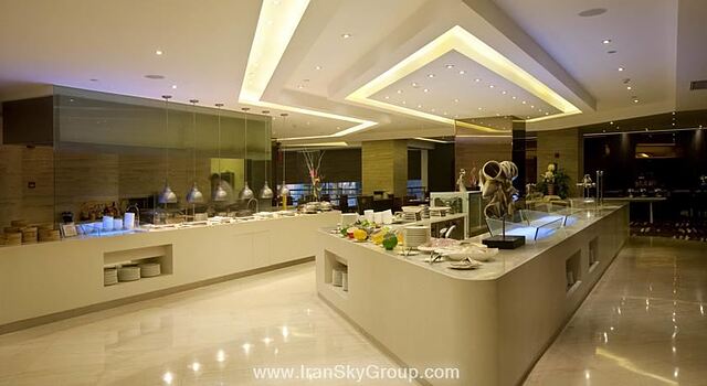 هالیدی این شانگهای سانگجیانگ