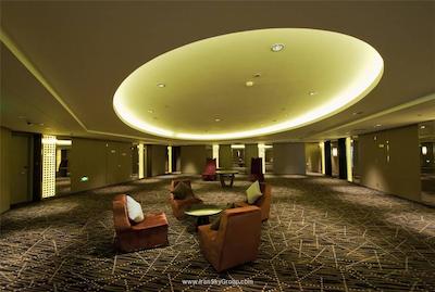 هالیدی این شانگهای سانگجیانگ