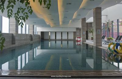 هالیدی این شانگهای سانگجیانگ