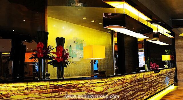 هالیدی این شانگهای سانگجیانگ