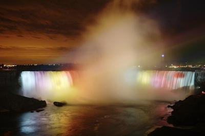 ماریوت فالسویو نیاگارا فالس