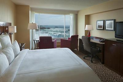 ماریوت فالسویو نیاگارا فالس