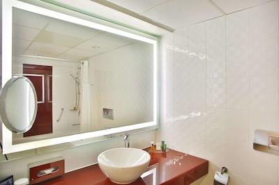 هیلتون وین دنوب واترفرانت