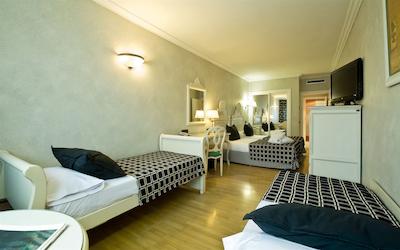 سالس هتل پره IV