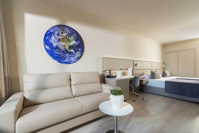 سالس هتل پره IV