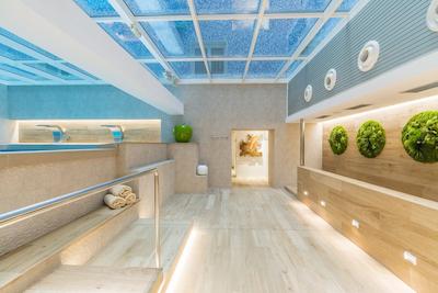 سالس هتل پره IV