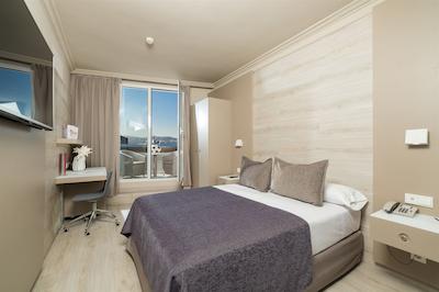 سالس هتل پره IV