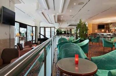 آدانا هیلتون اس ای