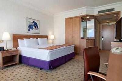 آدانا هیلتون اس ای