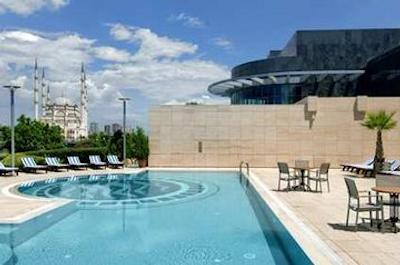 آدانا هیلتون اس ای