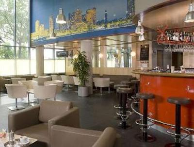 آستریا ترند مس وین