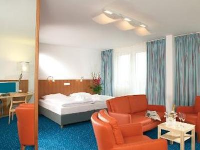 آستریا ترند مس وین