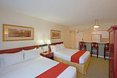 هتل فوبورگ مونترال