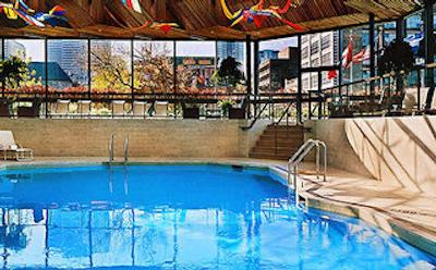 دابل تری بای هیلتون مونترال