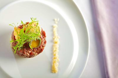 دابل تری بای هیلتون مونترال