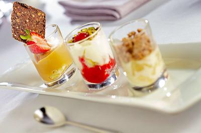 دابل تری بای هیلتون مونترال