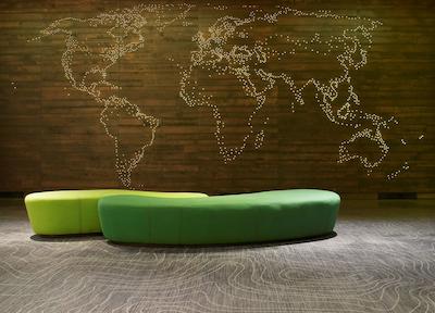 دابل تری بای هیلتون مونترال